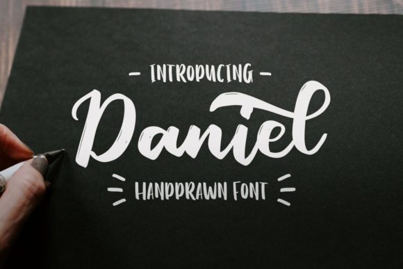 Daniel: A Handwritten Font for Impactful Design